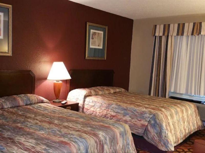 Executive Inn And Suites ワクサハチー エクステリア 写真